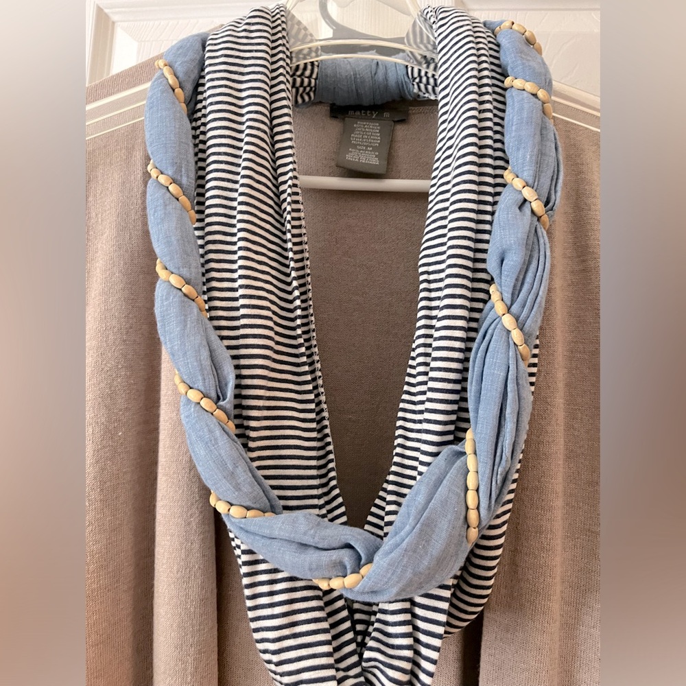 Infinity scarf